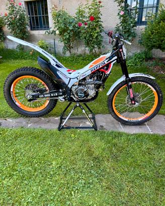 Trial Montesa Repsol 260