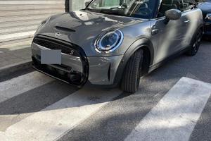 Privato vende