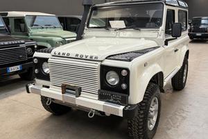 LAND ROVER Defender 90 Hard-Top *200CV a LIBRETT