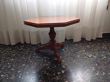 Tavolino ottagonale in legno 
