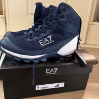 scarponi da montagna EA7