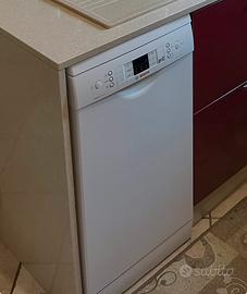Lavastovigle slim Bosh 45cm