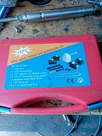 valigiett con utensili tornio. 