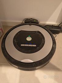 Robot aspirapolverere Roomba 775