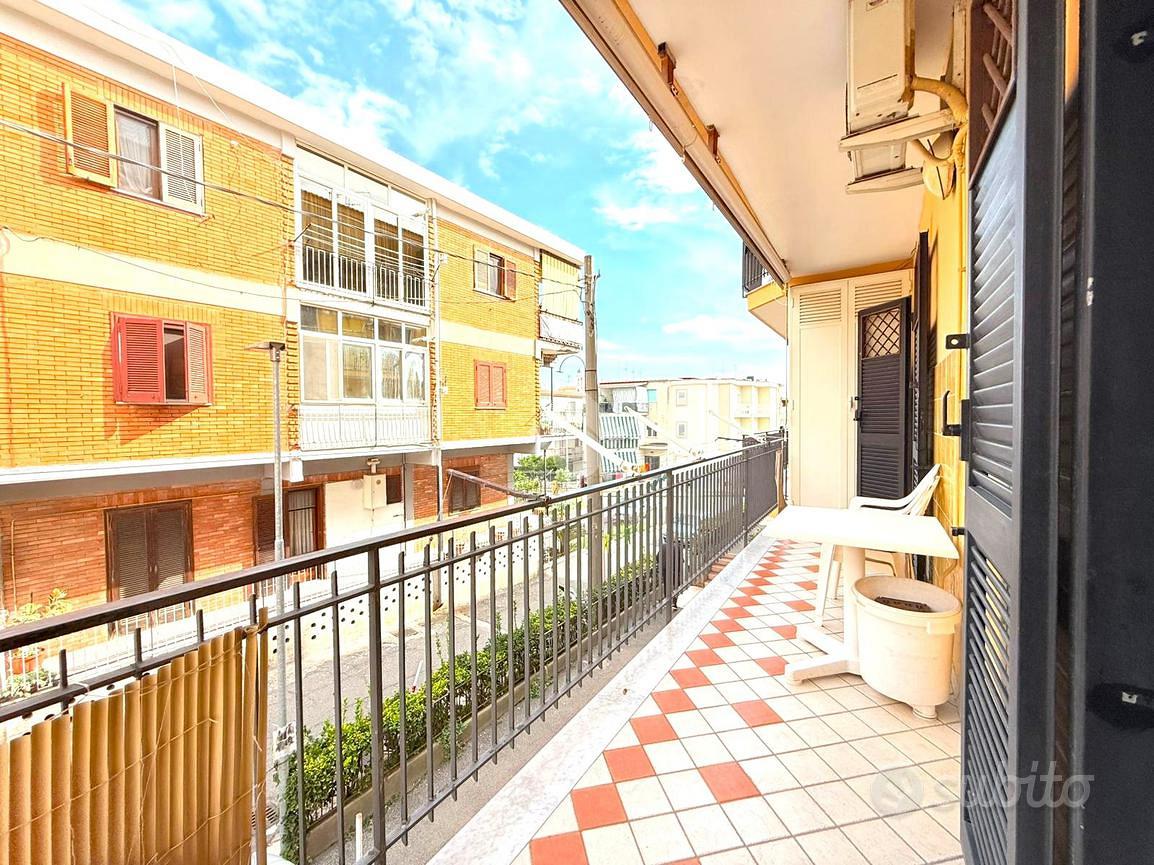 4 LOCALI A BACOLI - Vista 2