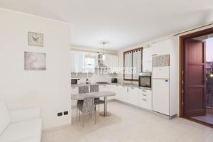 ACCOGLIENTE BILOCALE CON BALCONE!