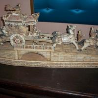 Scultura modello giapponese in osso