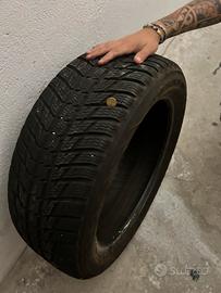 Nokian 4 pneumatici  invernali 235/50 R19 99V