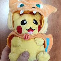 pickachiu travestito da charizard 