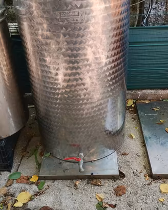 botte inox 300 litri  per vino