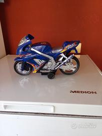 moto giocattolo a spinta