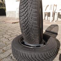 Set 4 gomme invernali + cerchi 185/65 R15