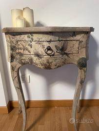 Consolle con decoupage