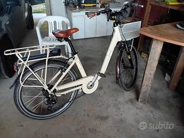 e-bike velomarche via veneto