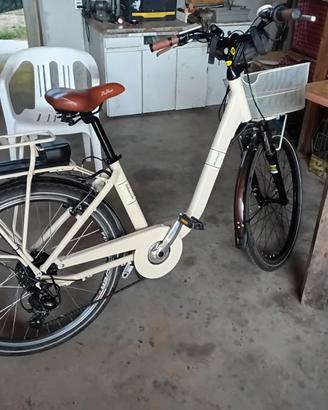 e-bike velomarche via veneto