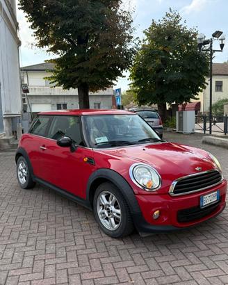Mini 1.6 16V One (55kW)