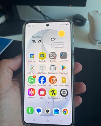 Samsung S26 256GB COME NUOVO! + Accessori Spiegen