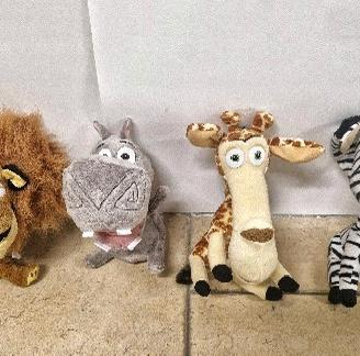 Set completo peluche “Madagascar”