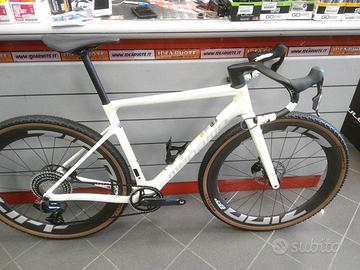 MEGAMO GRAVEL SILK 01 SRAM FORCE E1 POWER 13 NEW