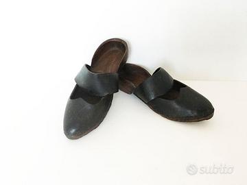 Antichi zoccoli da donna francesi (Vandea)