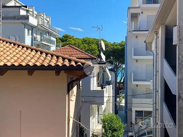 3 LOCALI A ALBA ADRIATICA