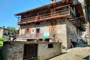 CASA SEMINDIPENDENTE A VALSAVARENCHE