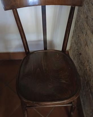 Antica sedia in legno di faggio. "Angolo vintage"