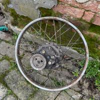 Cerchio e mozzo ciao piaggio r17