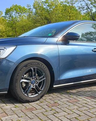 Ford Focus Business Ed. EcoBoost 1.0 100 CV 5p. 