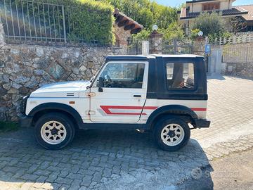Suzuki Samurai Sj500