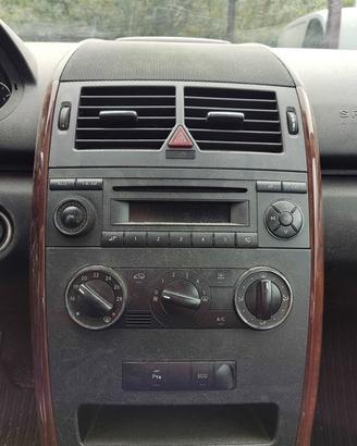 Autoradio MERCEDES-BENZ A 160 del 2010