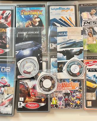 Giochi PSP: ~ 11 UMD con custodia e libretto ~