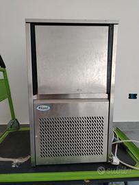 Fabbricatore ghiaccio