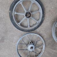 Cerchi per motorino ciao  e si ecc.