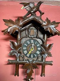 Orologio a pendolo Cucù antico foresta nera