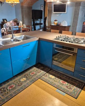 Cucina con penisola