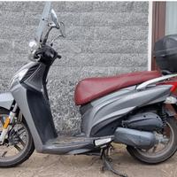 KYMCO People One 125.