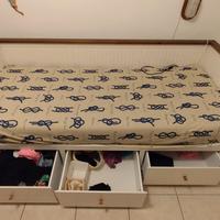 Hemnes Ikea e Letto singolo con cassetti