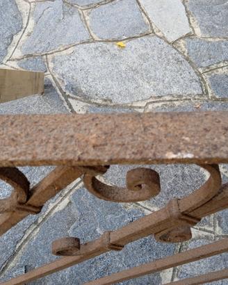 Ringhiera per scala ferro battuto