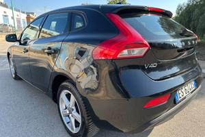 Volvo V40 D3 Kinetic 1.6 DIESEL 2013 - NAVI, MANUA