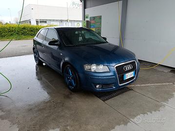AUDI A3 1.6 16V FSI Ambition