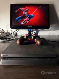 PLAYSTATION 4 SLIM
