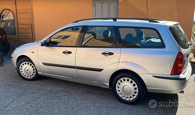 FORD Focus 1ª serie - 2003