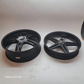 Cerchi in Carbonio per  Panigale 1199-1299-v4 2018