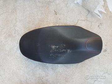Sella Piaggio Liberty 50 125 150 dal 2015>2023