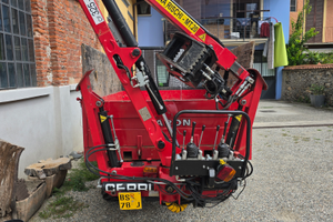 Caricatore forestale-pinza forestale