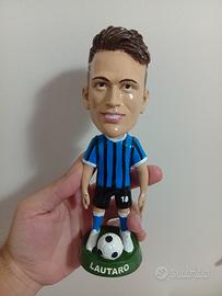 statuina lautaro martinez  con testa dondolante 