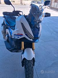 Honda x adv 750