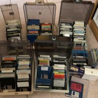 Lotto floppy disk 3,5”anni 90+cassette porta flopp