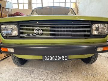 Macchina fiat 127